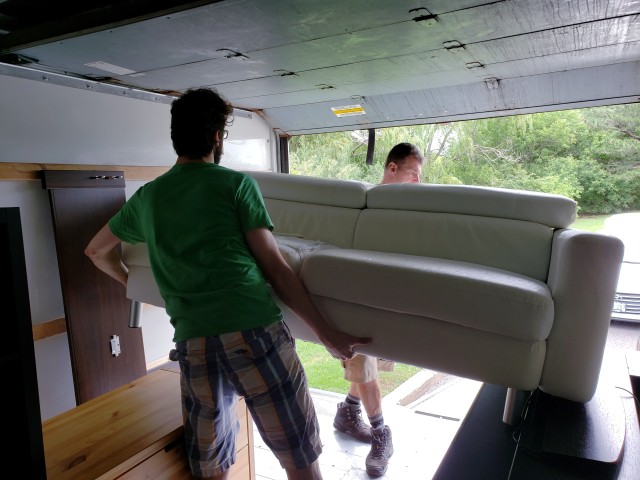 Loading-And-Unloading-Truck--in-Paulding-Ohio-loading-and-unloading-truck-paulding-ohio.jpg-image